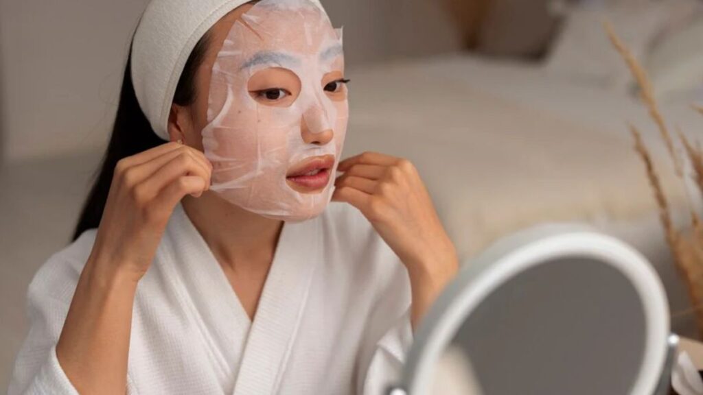 The 5-minute evening skincare ritual that Korean dermatologists say reverses a decade of sun damage